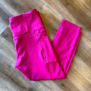 NWOT Zyia  17” light n tight 6-8 Hot Pink